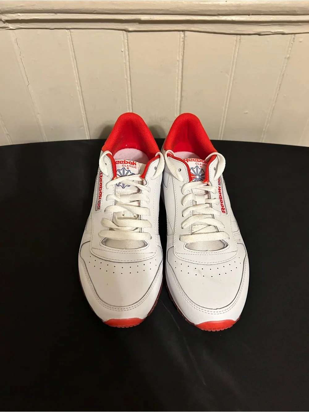 Reebok Classic Leather White Instinctive Red Retro Sneakers/Men’s 7.5